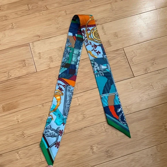 Vintage Hermes Twilly - Picture 2 of 6